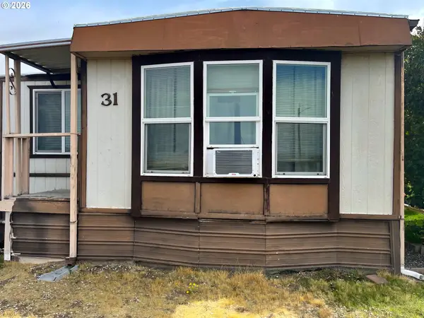 3564 E 2nd St #31, TheDalles, OR 97058