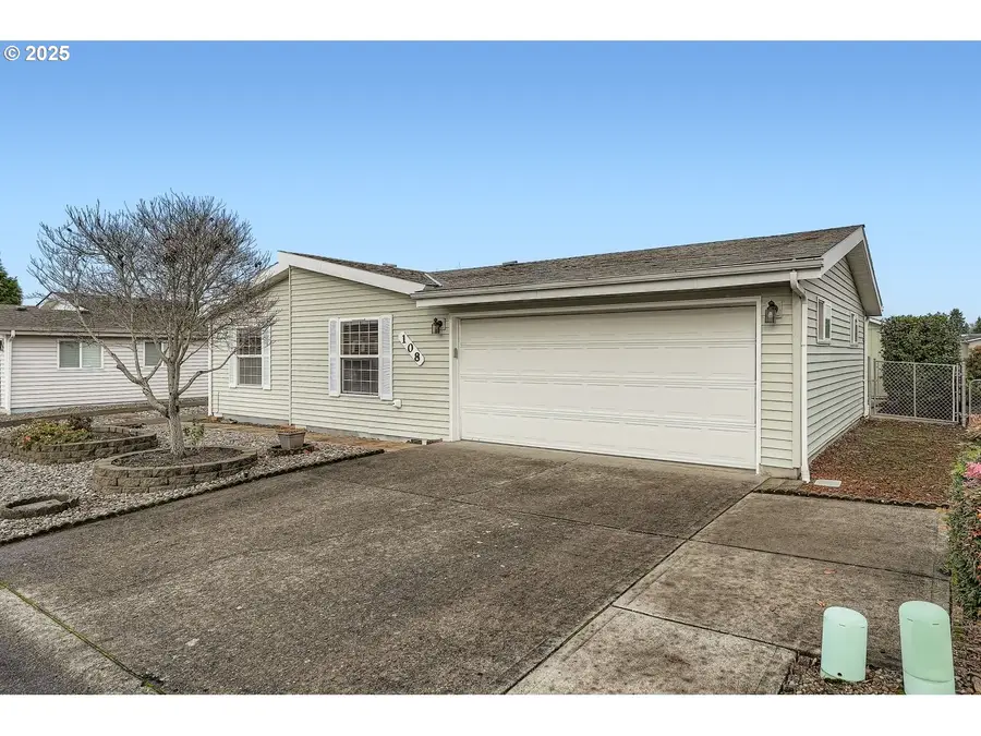 16500 SE 1st St #108, Vancouver, WA 98684 - Image #2