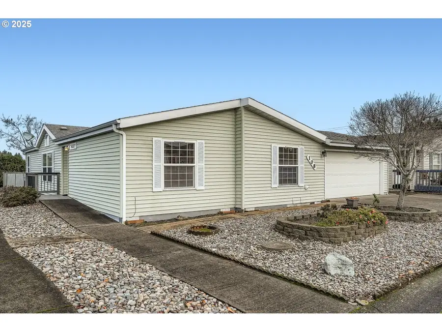 16500 SE 1st St #108, Vancouver, WA 98684 - Image #3