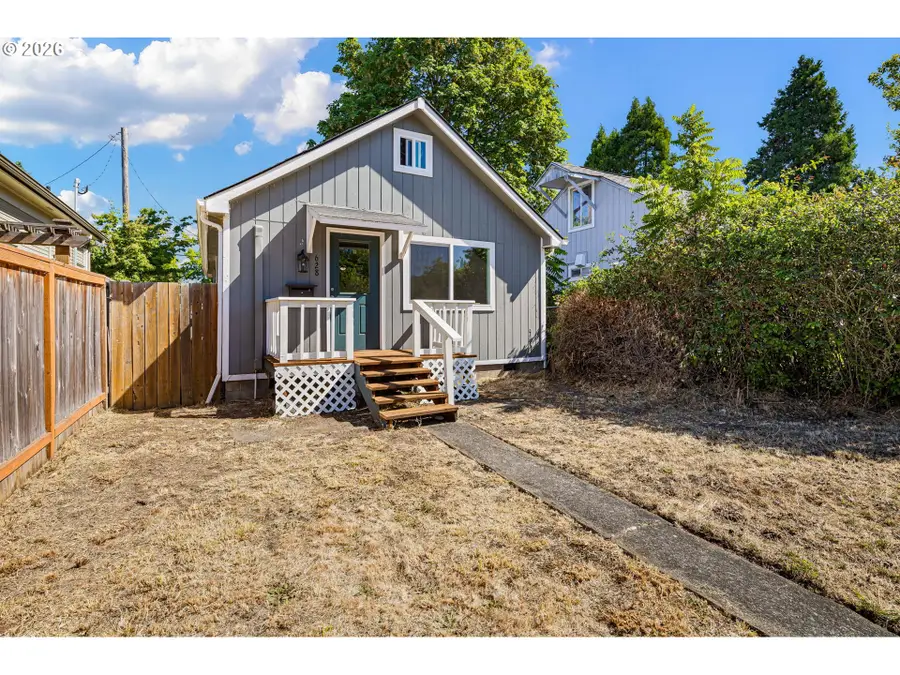 628 G St, Springfield, OR 97477 - #2