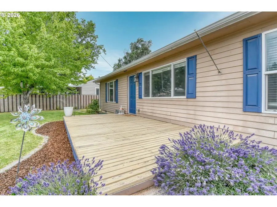 853 SW Cedar St, Pilot Rock, OR 97868 - #3