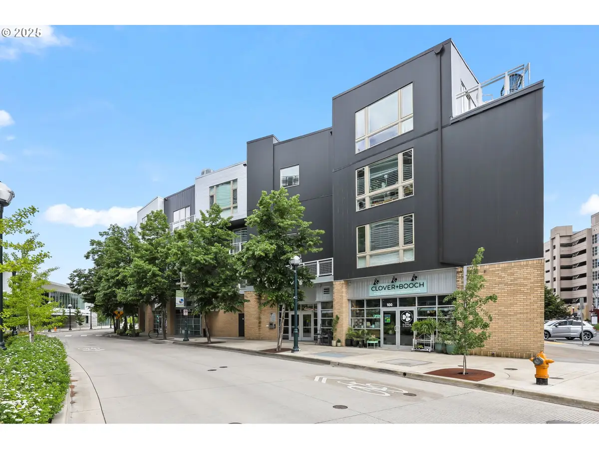 12600 SW Crescent St #420, Beaverton, OR 97005 - Image #1