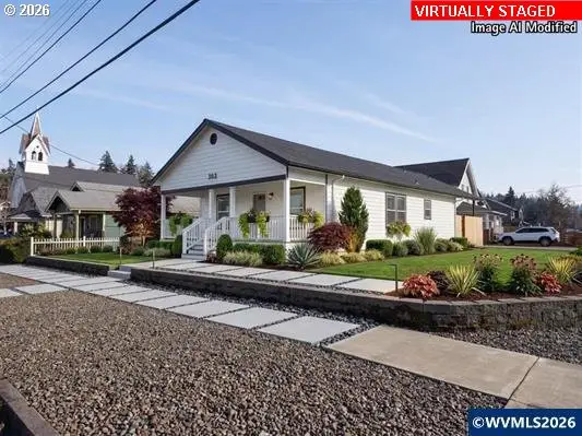 302 Jersey St, Silverton, OR 97381 - #1