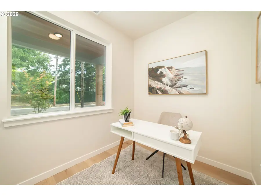 4202 SE Ellis St, Portland, OR 97206 - #2