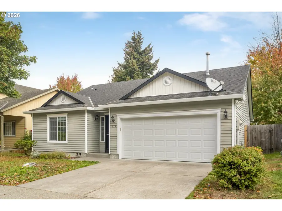 915 NE Mariners Loop, Portland, OR 97211 - #2