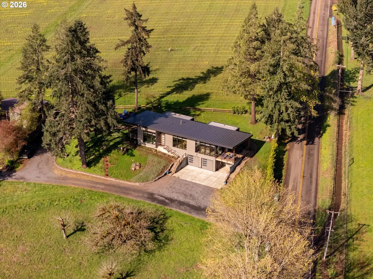 8331 NE Worden Hill Rd, Dundee, OR 97115 - #1