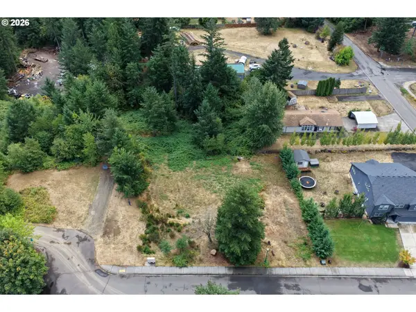 960 NW Angel Heights Rd, Stevenson, WA 98648
