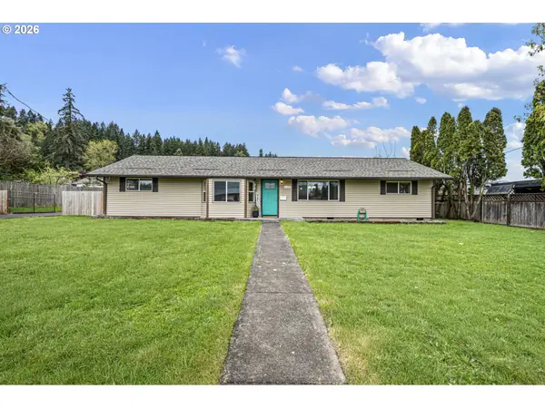 678 5th Ave, SweetHome, OR 97386