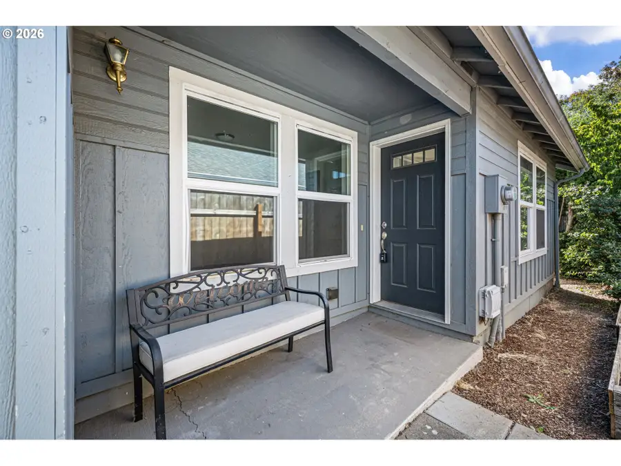 593 Hanover St, Eugene, OR 97402 - #3