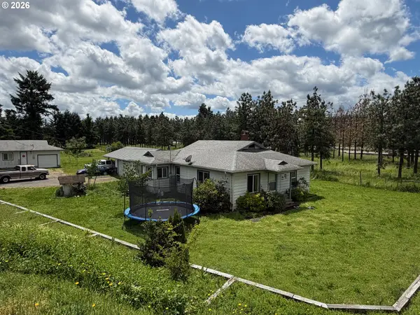 33802 Market Rd, Creswell, OR 97426