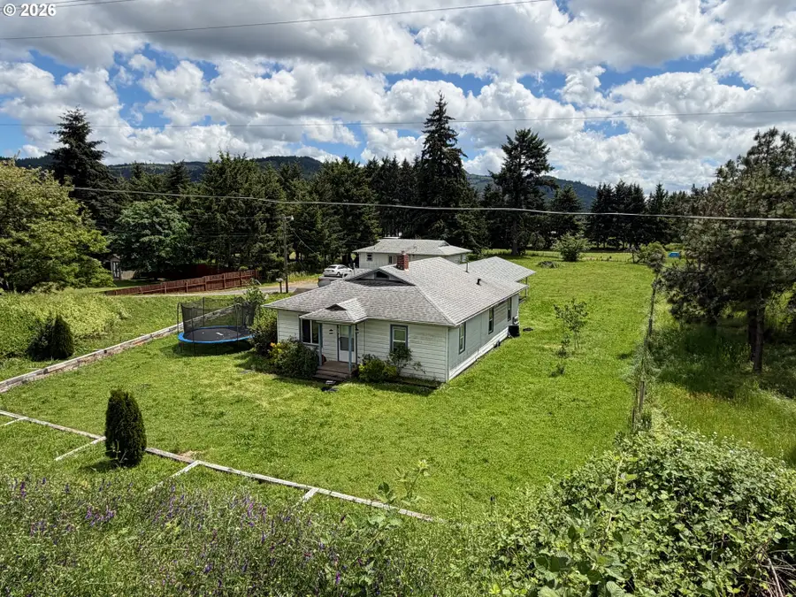 33802 Market Rd, Creswell, OR 97426 - #3