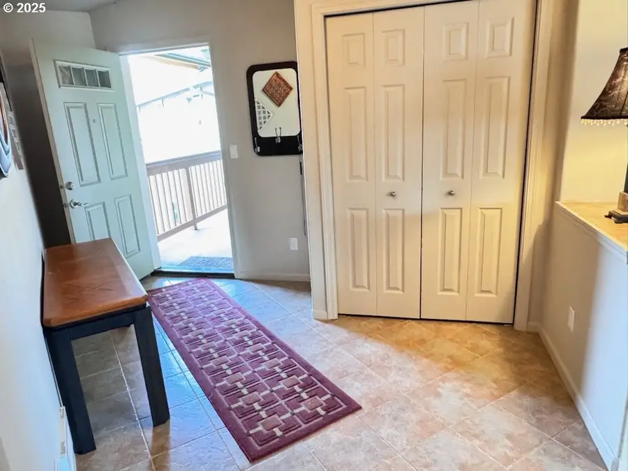 179 Laurel St #9, Florence, OR 97439 - Image #2