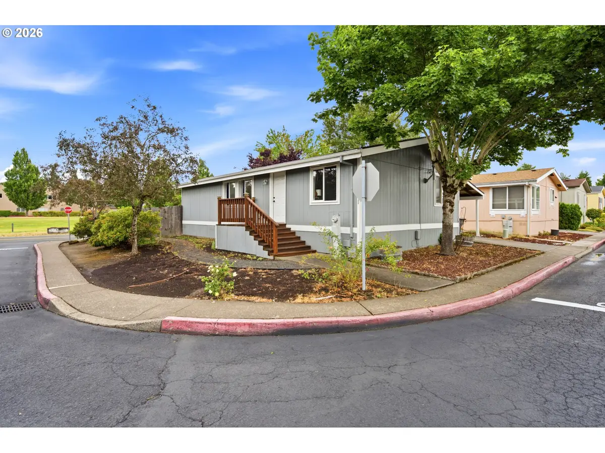1949 SE Palmquist Rd, Gresham, OR 97080 - #1