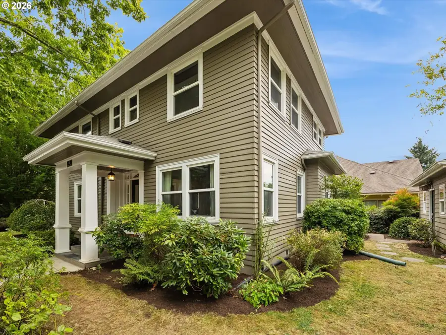 1130 NE Brazee St, Portland, OR 97212 - #3