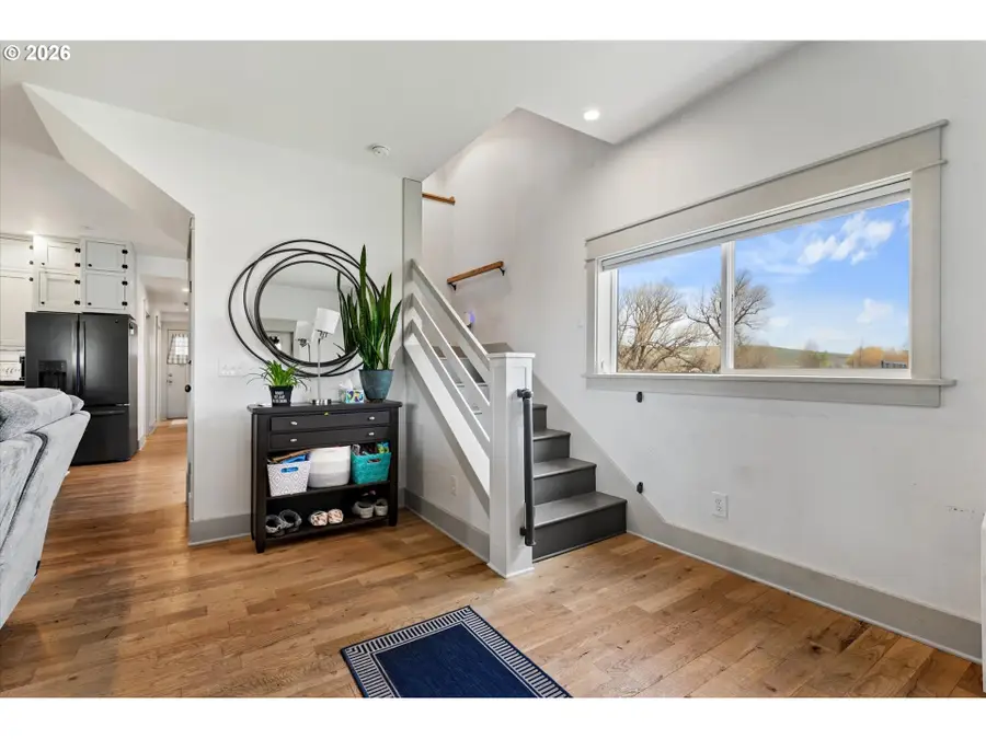 205 Riverside Ave, Wallowa, OR 97885 - #2