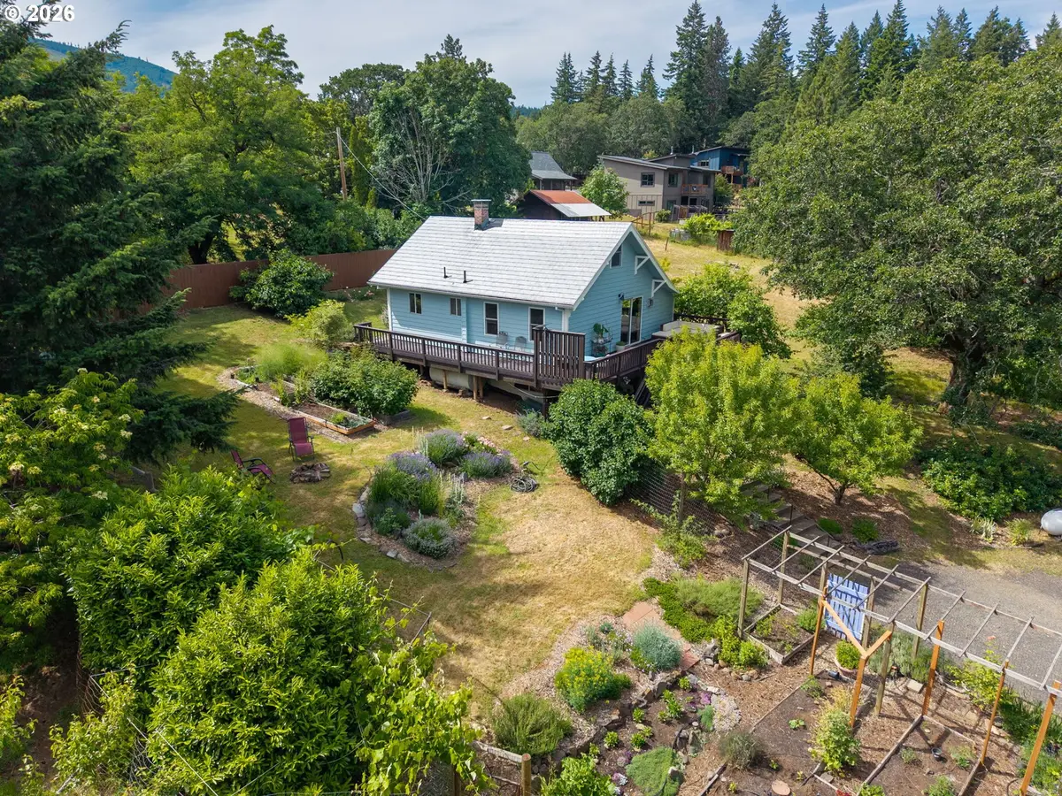 51 Columbia Ave, Underwood, WA 98651 - #1