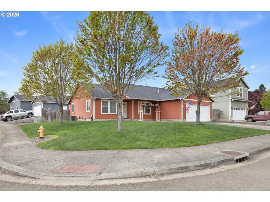 176 Othello Ave, Roseburg, OR 97471 - #2