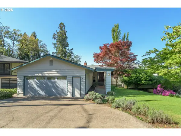 637 E 39th Pl, Eugene, OR 97405