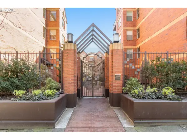 1500 SW Park Ave #429, Portland, OR 97201