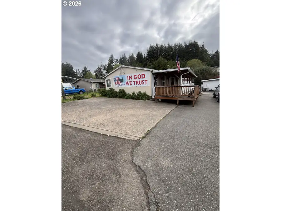 1110 N 8th St, Lakeside, OR 97449 - #2