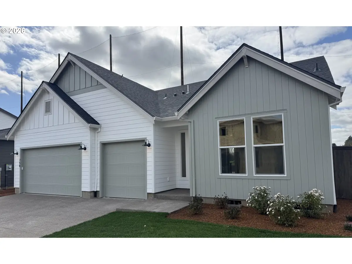758 Magnolia Ave, Woodburn, OR 97071 - #1