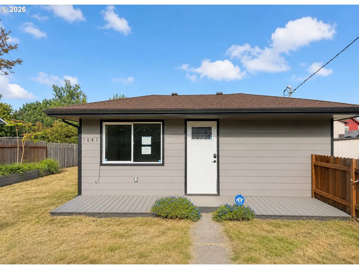 1841 Madrona St, North Bend, OR 97459 - #1