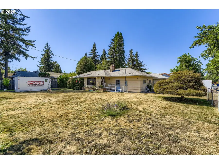 14031 SE Rhone St, Portland, OR 97236 - Image #3