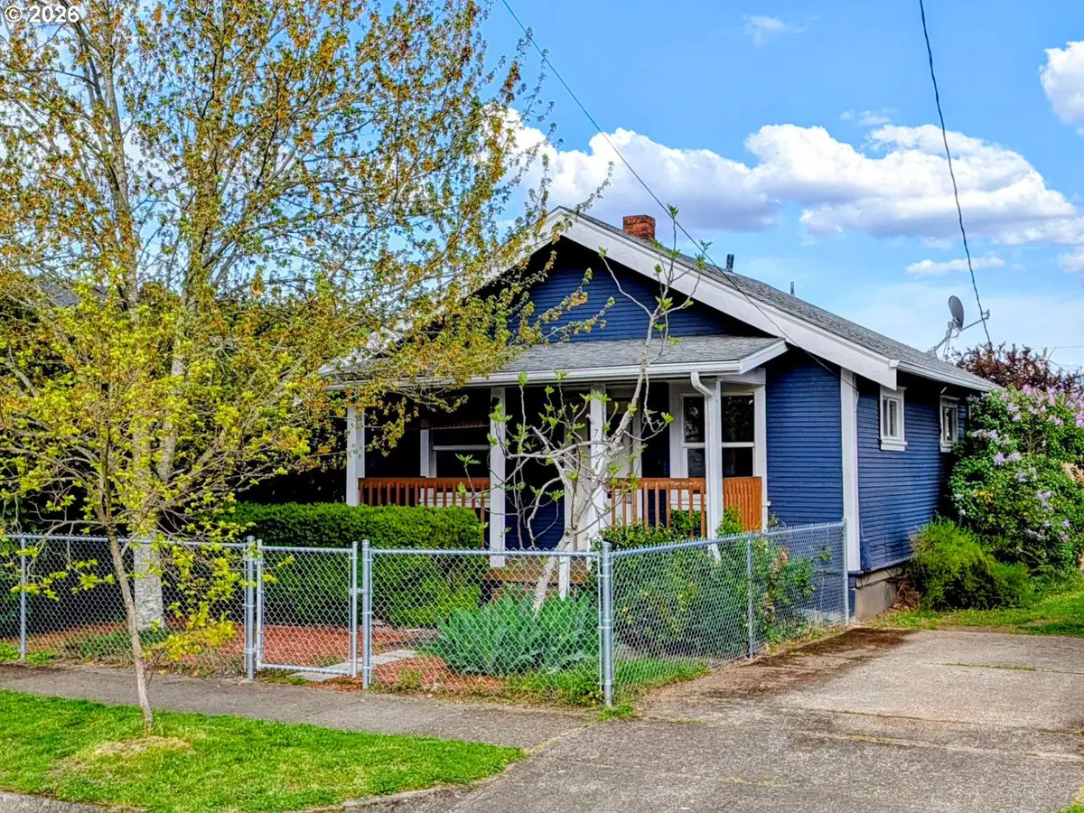 7104 SE 85th Ave, Portland, OR 97266 - #1