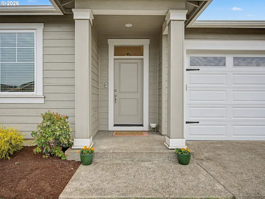 245 NE Hill Way, Estacada, OR 97023 - #2