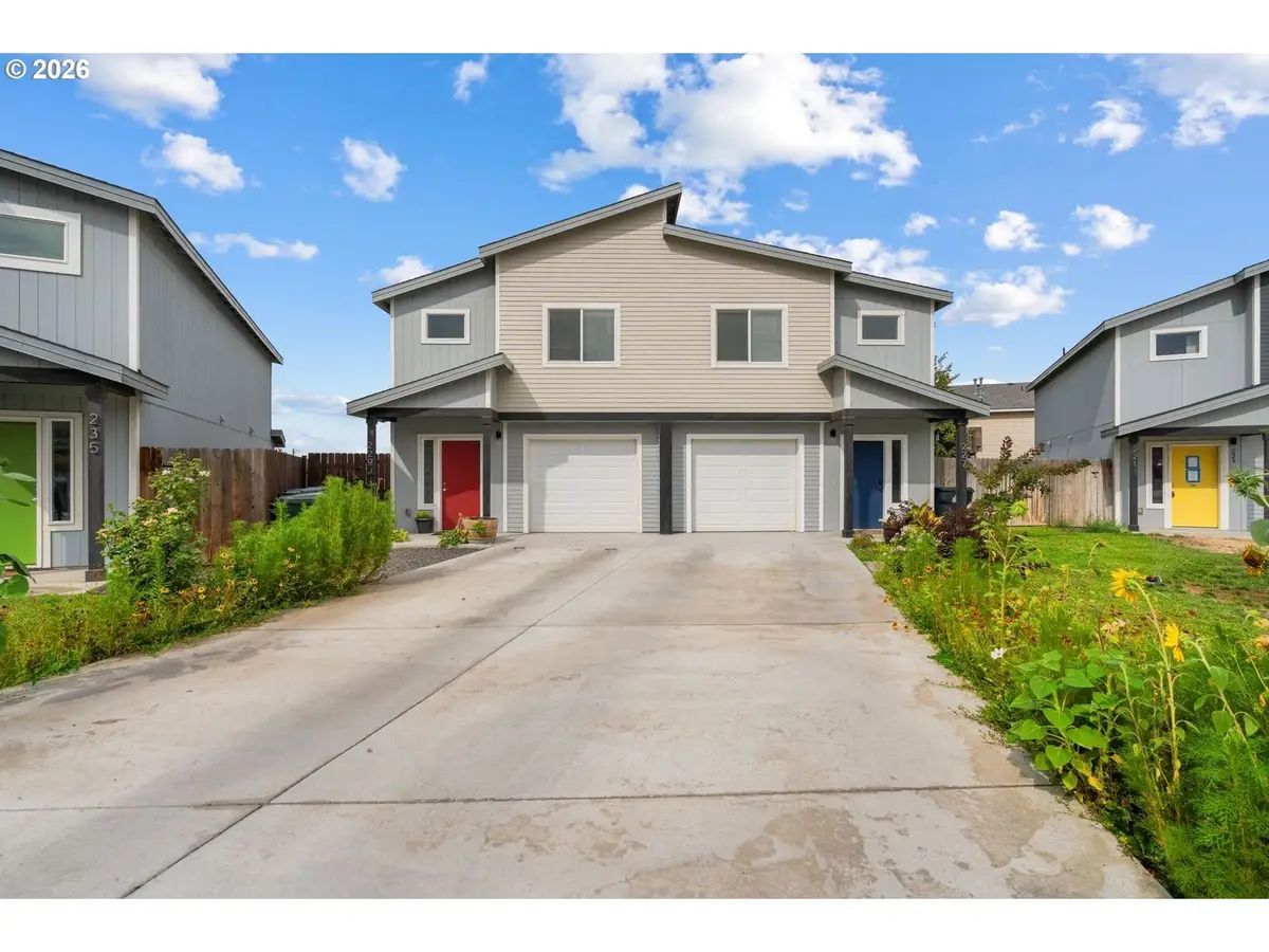 229 Merrick Ave, Umatilla, OR 97882 - #1