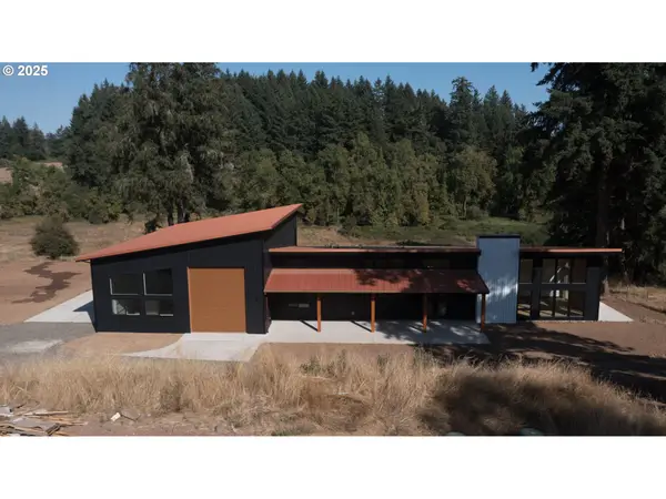 40384 Highway 228, SweetHome, OR 97386