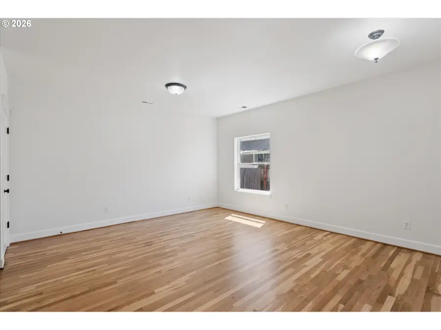 2605 SE 105th Ave, Portland, OR 97266 - #3