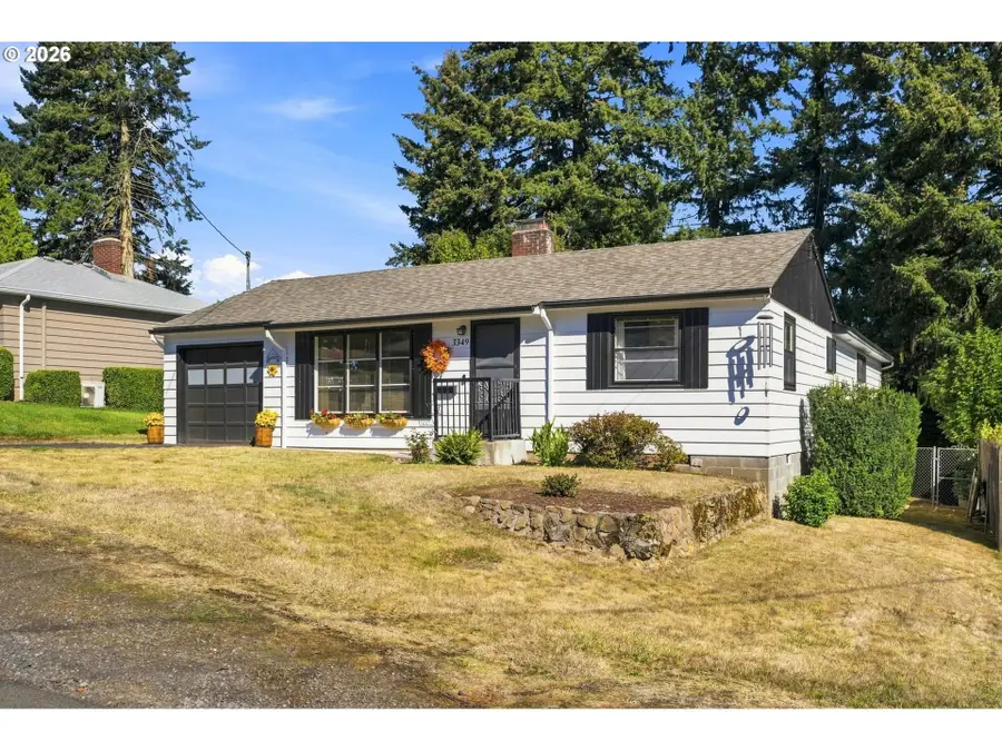3349 SW Luradel St, Portland, OR 97219 - #3