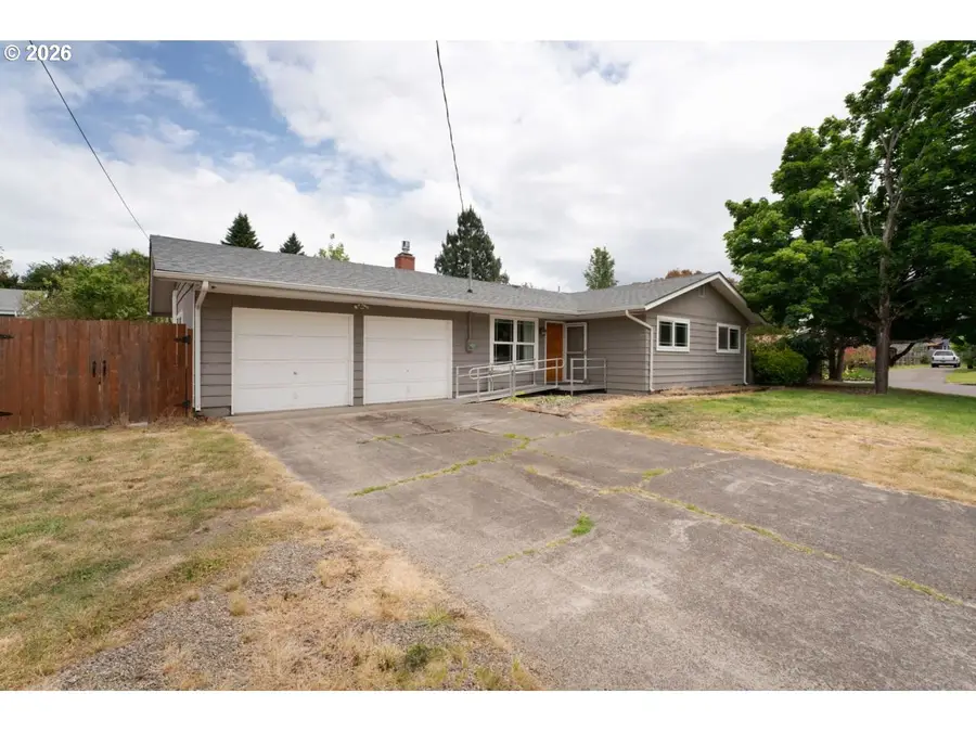 2301 Compton St, Eugene, OR 97404 - #2