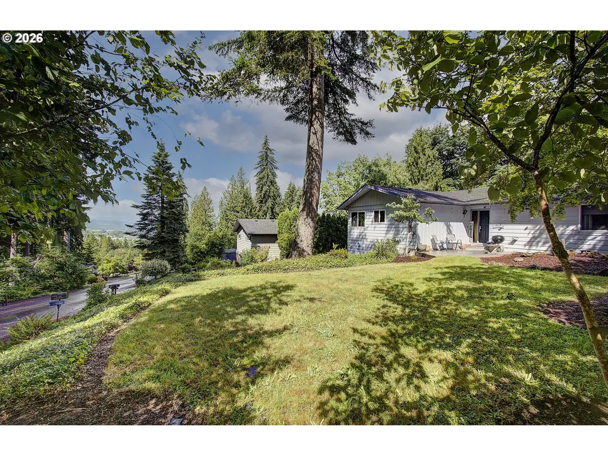 153 Monticello Dr, Longview, WA 98632 - #1