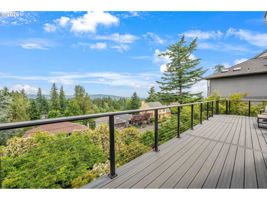 99 Garibaldi St, Lake Oswego, OR 97035 - #2