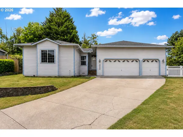 4040 NW 18th Cir, Camas, WA 98607