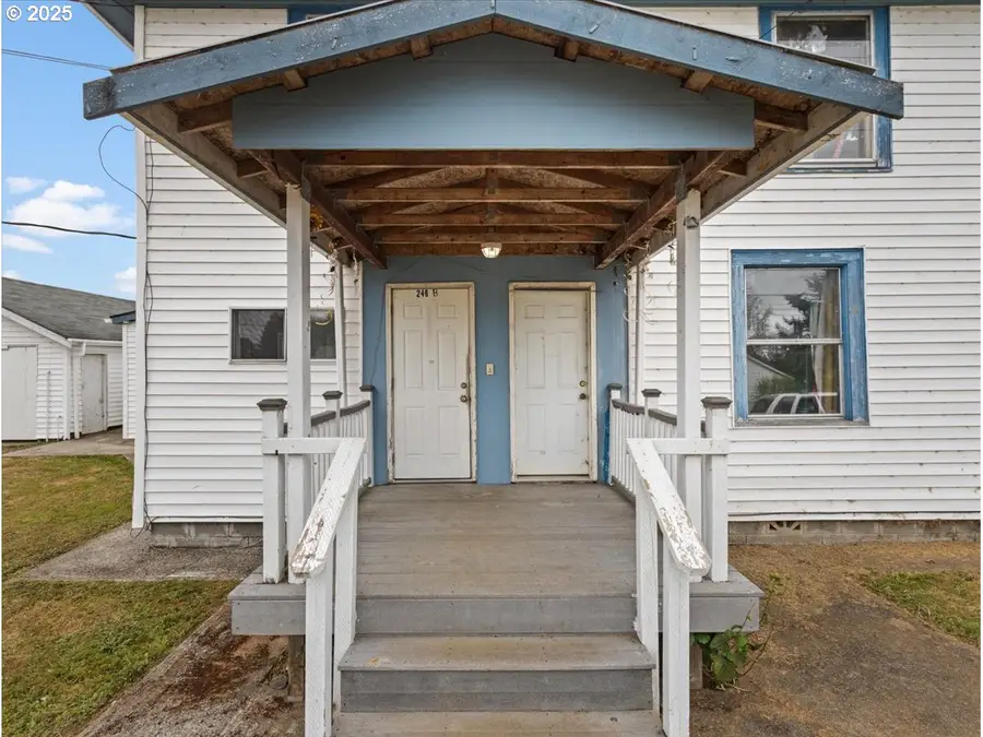 246 Jacobson Rd, Cathlamet, WA 98612 - Image #3