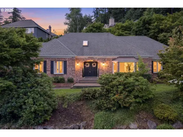 17981 Meadowlark Ln, LakeOswego, OR 97034
