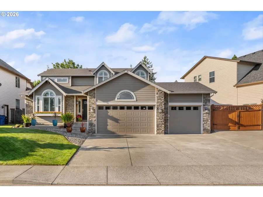 3983 Cedar St, Washougal, WA 98671 - #2