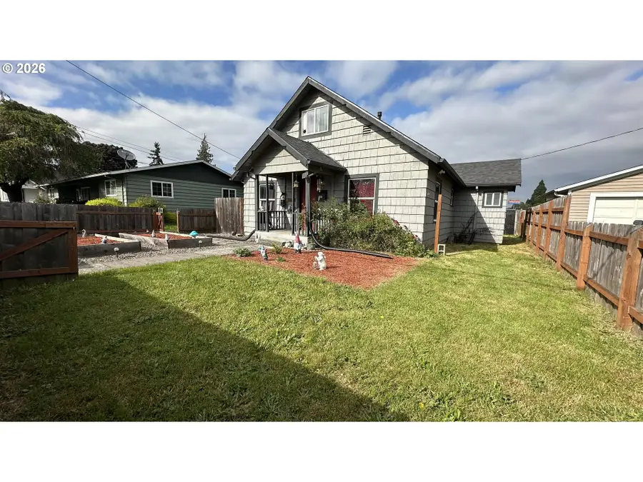 254 S Vernonia Rd, Saint Helens, OR 97051 - #2