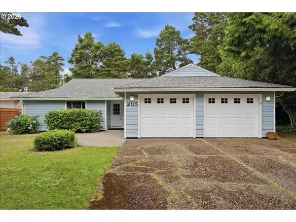 205 NW Lancer St, LincolnCity, OR 97367