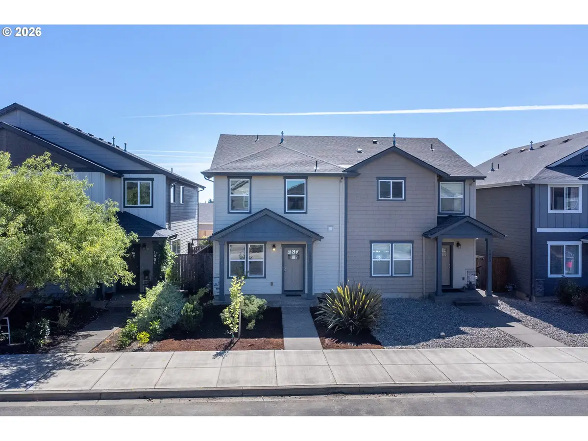 1657 SE Barberry Ave, Dallas, OR 97338 - #1