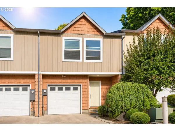 768 NE 9th St, Gresham, OR 97030