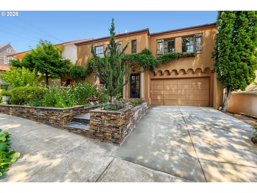 2833 NW Cumberland Rd, Portland, OR 97210 - #2