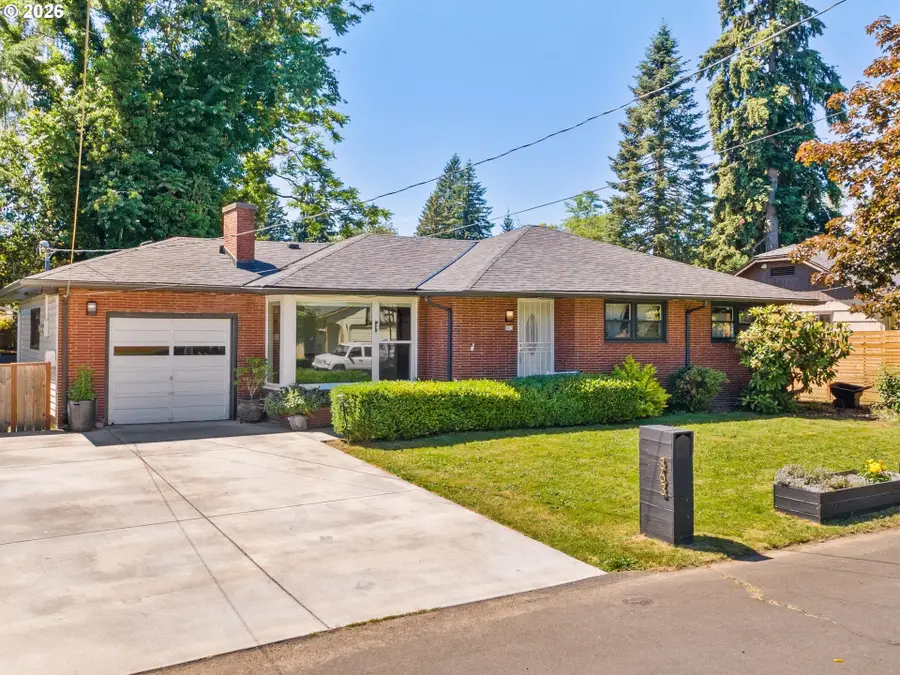363 9th St, Washougal, WA 98671 - #3