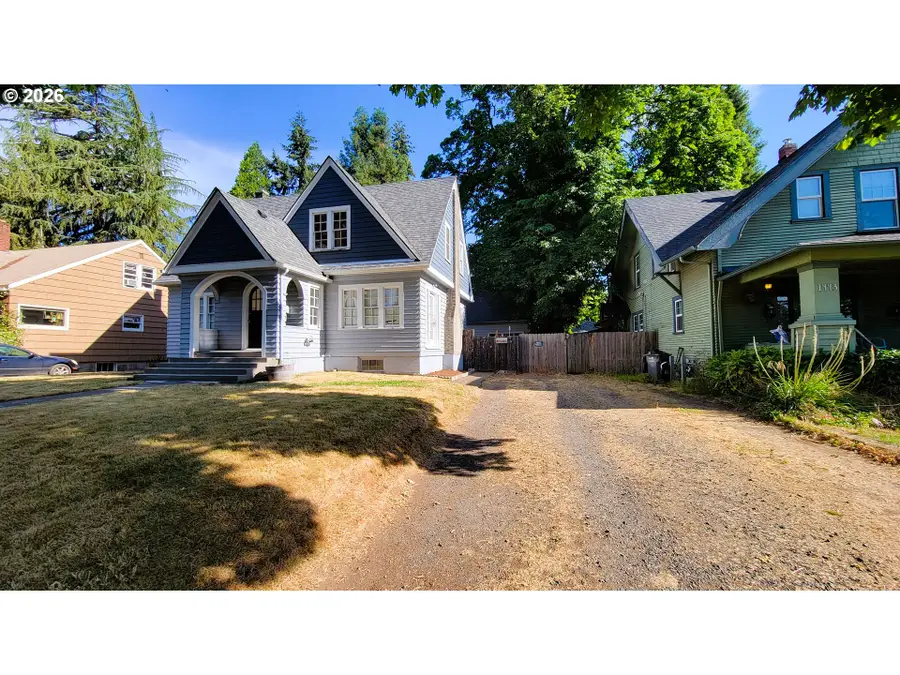 1445 W 11th Ave, Eugene, OR 97402 - #2