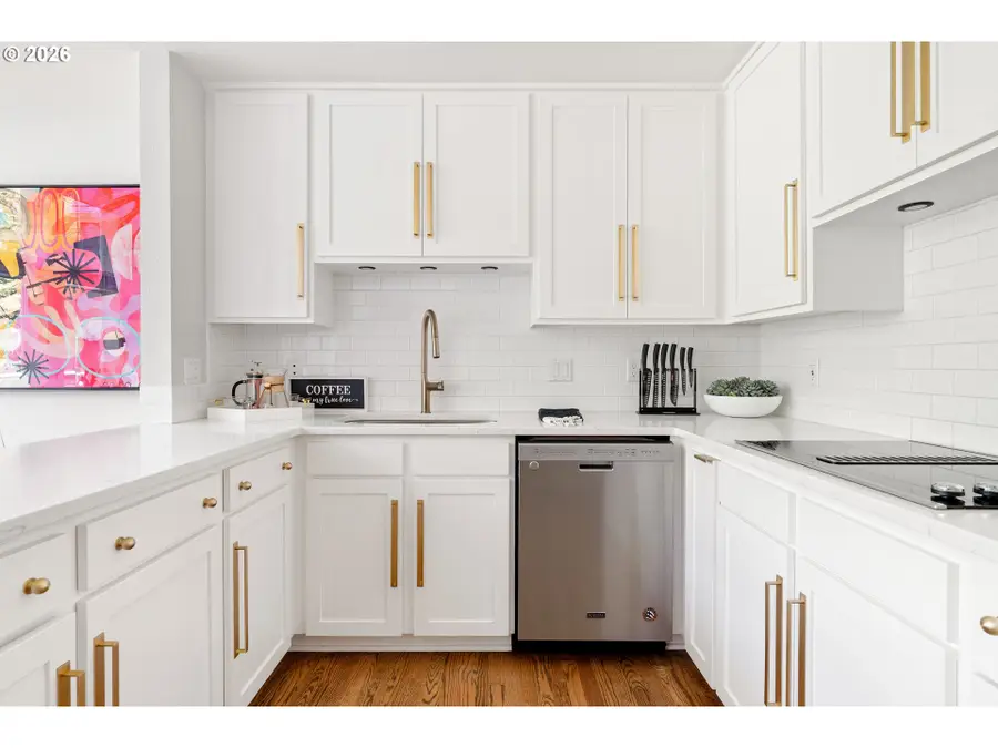 1826 NW Miller Rd, Portland West, OR 97229 - #3