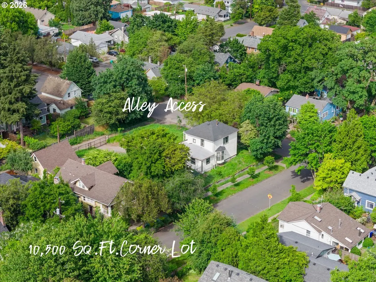 1039 SE 78th Ave, Portland, OR 97215 - #1