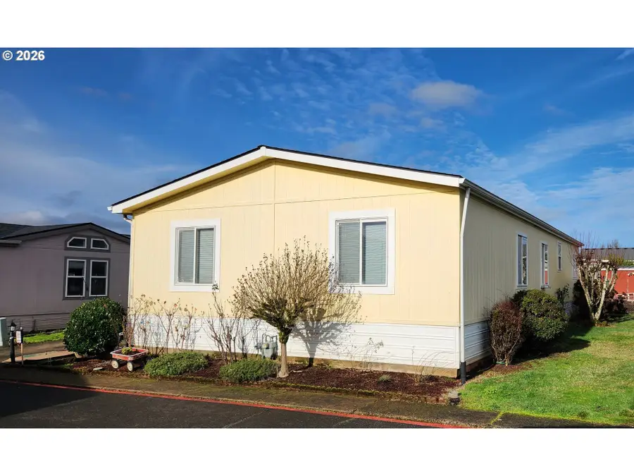 20248 Highway 213 #27, Oregon City, OR 97045 - Image #3